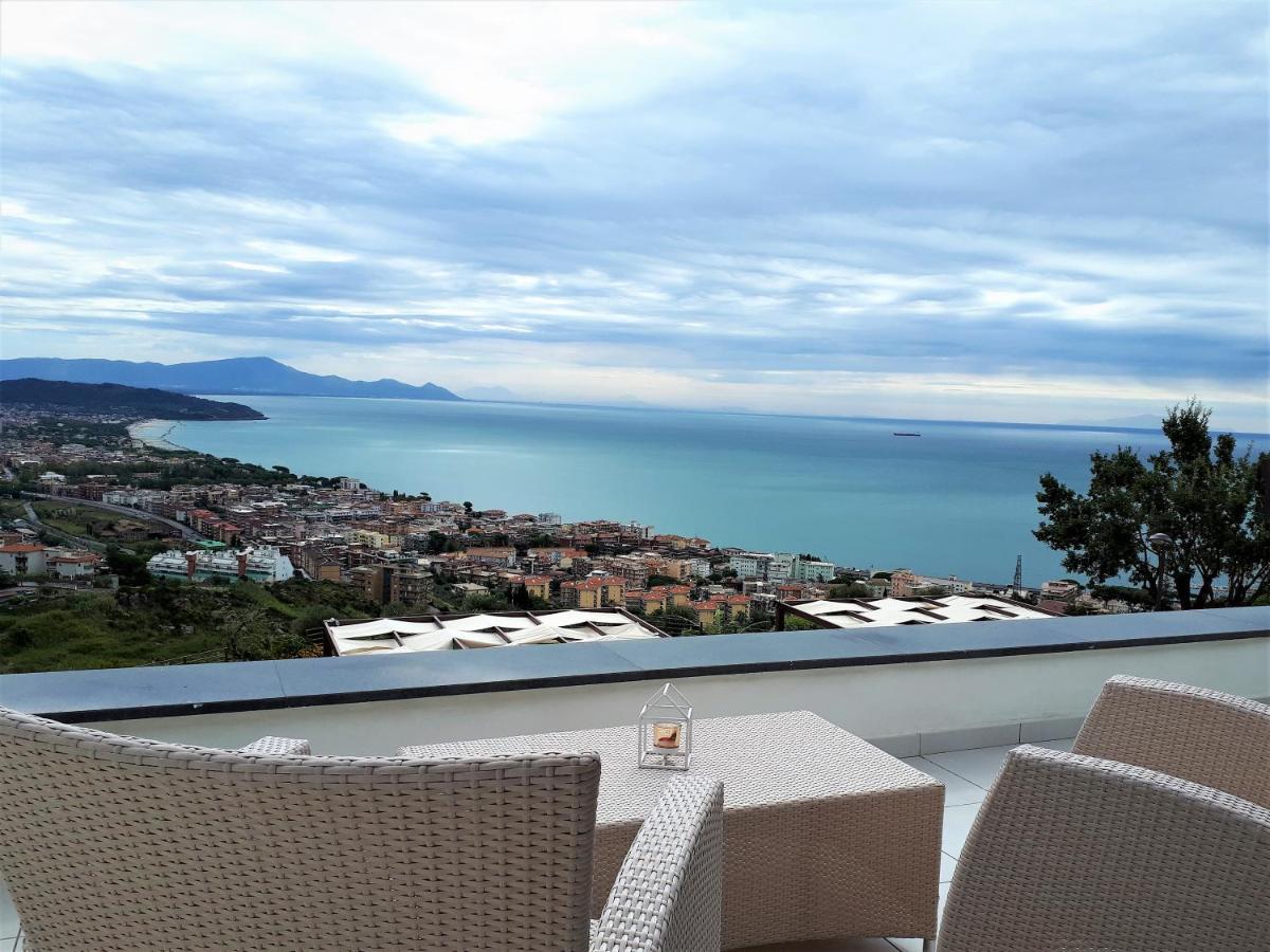 Villa Treglia B&B Формия Экстерьер фото